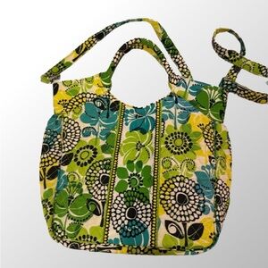 Vera Bradley Limes Up
Floral Patterned Abby Shoulder Bag
